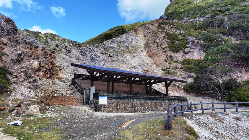 悪石島キャンプ場砂蒸し温泉１