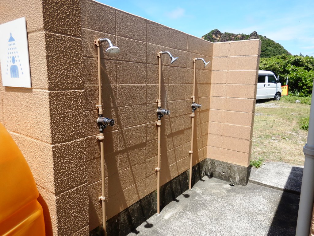 小宝島キャンプ場シャワー