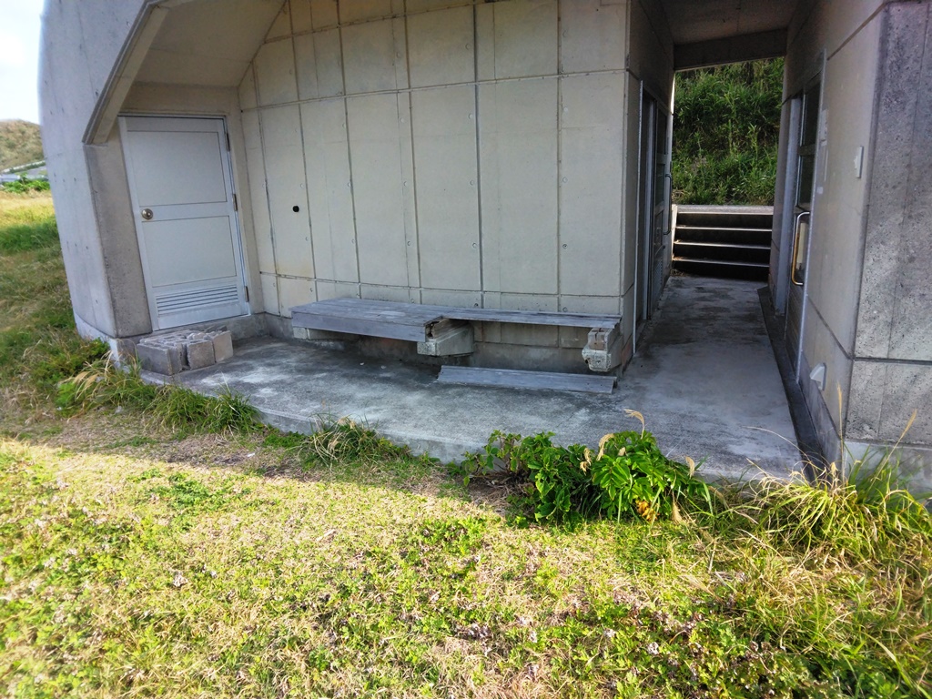 口之島キャンプ場炊事場